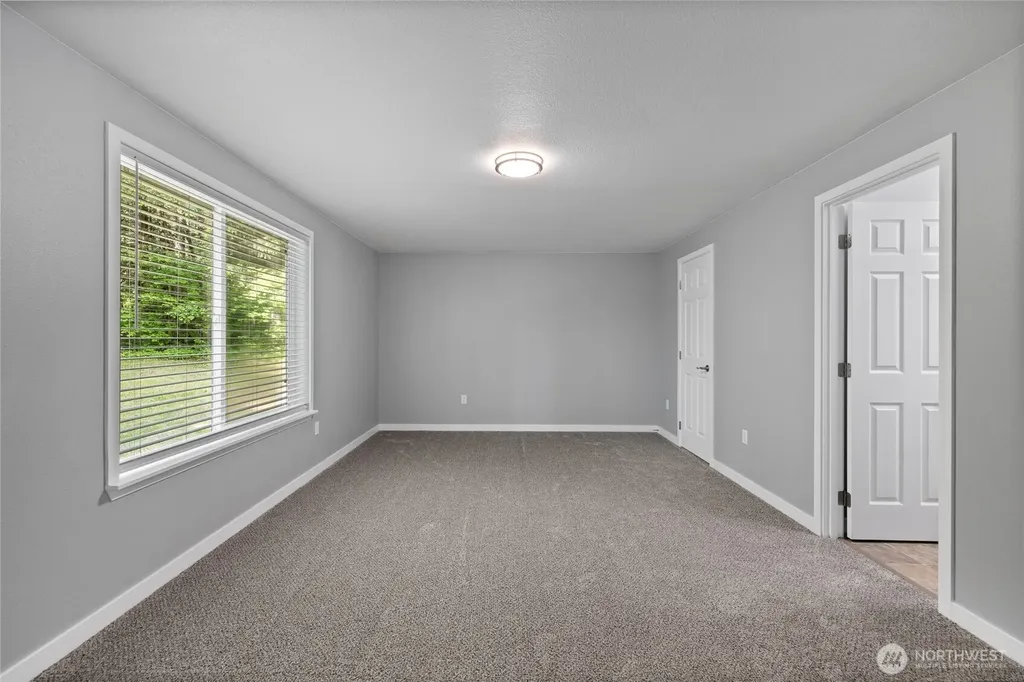 123 Lentz Rd N Winlock WA 98596
