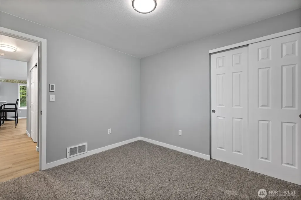 123 Lentz Rd N Winlock WA 98596