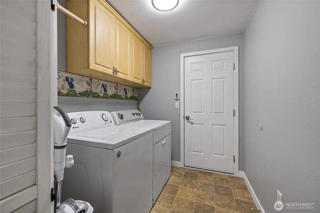 123 Lentz Rd N Winlock WA 98596