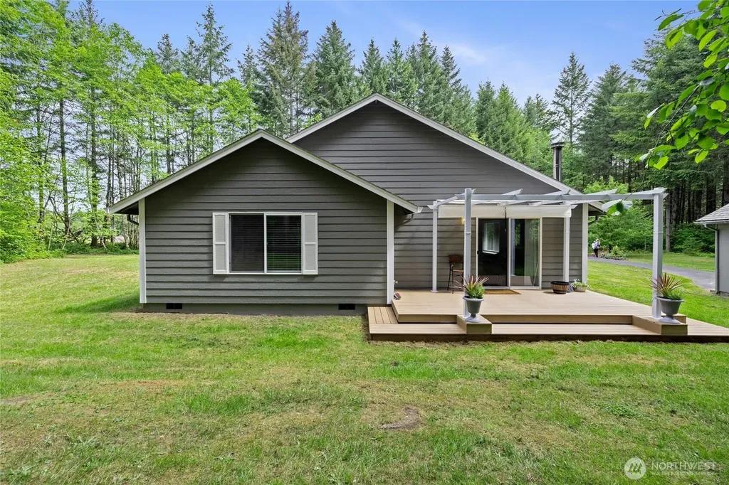 123 Lentz Rd N Winlock WA 98596