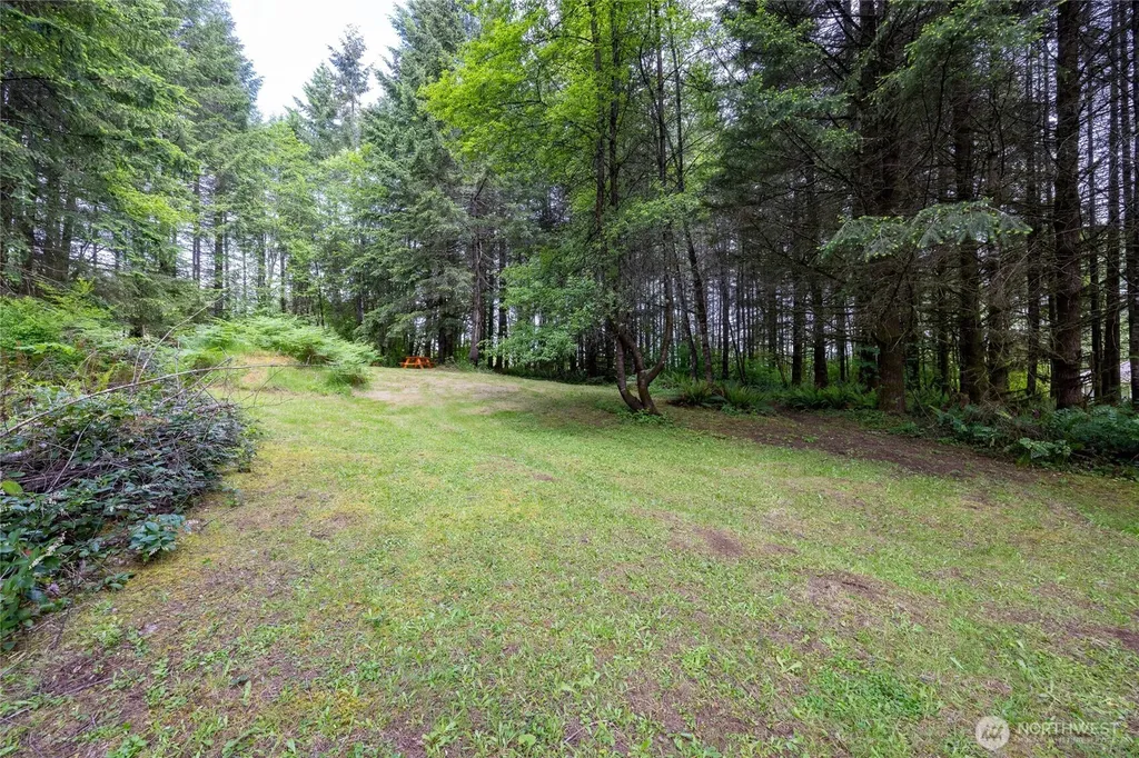 123 Lentz Rd N Winlock WA 98596
