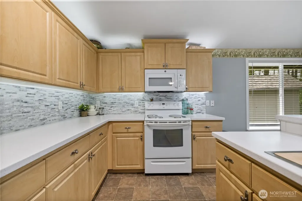 123 Lentz Rd N Winlock WA 98596