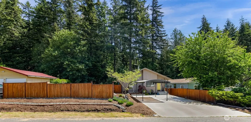 6465 Haven Way Clinton WA 98236