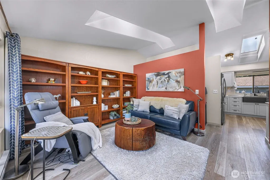 6465 Haven Way Clinton WA 98236