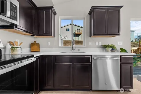 4469 74th Drive NE Marysville WA 98270