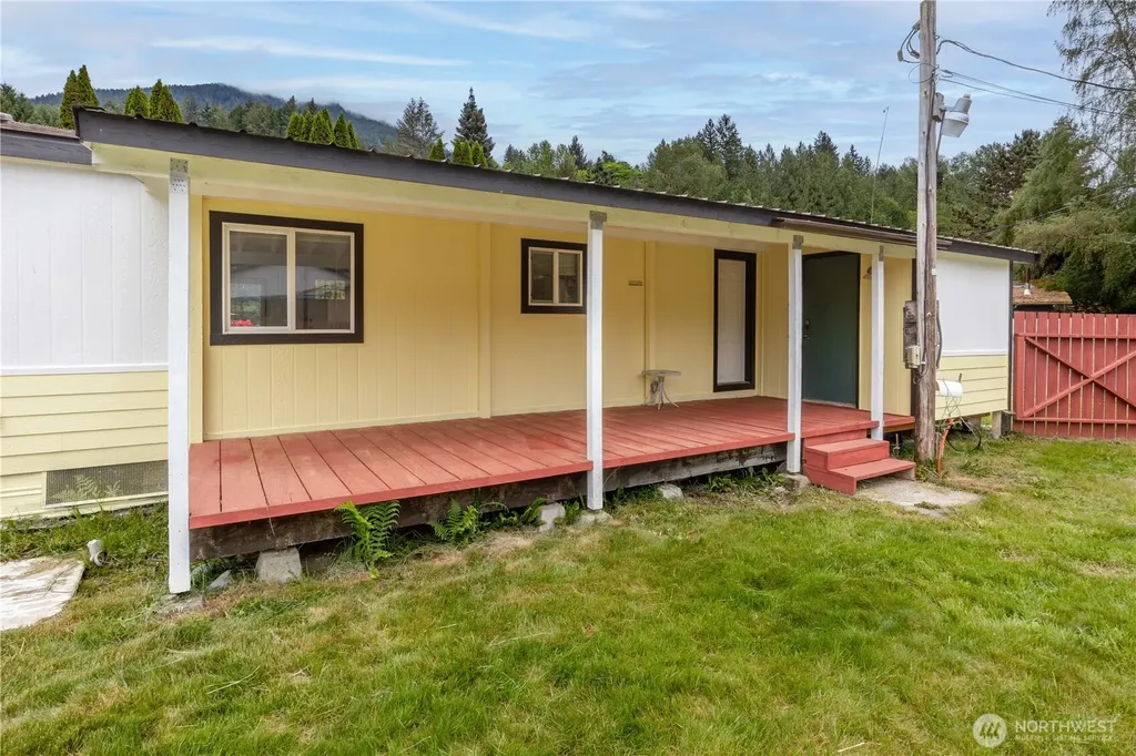 140 Pinto Lane Brinnon WA 98320