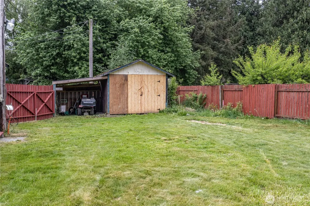 140 Pinto Lane Brinnon WA 98320