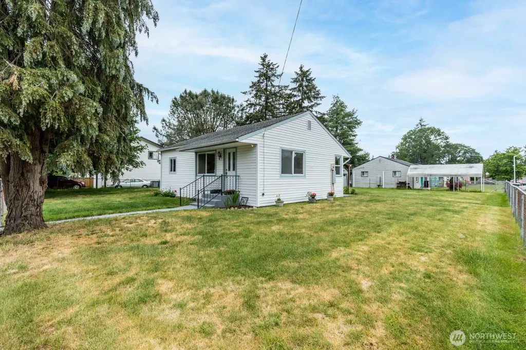 11711 12th Avenue S Parkland WA 98444