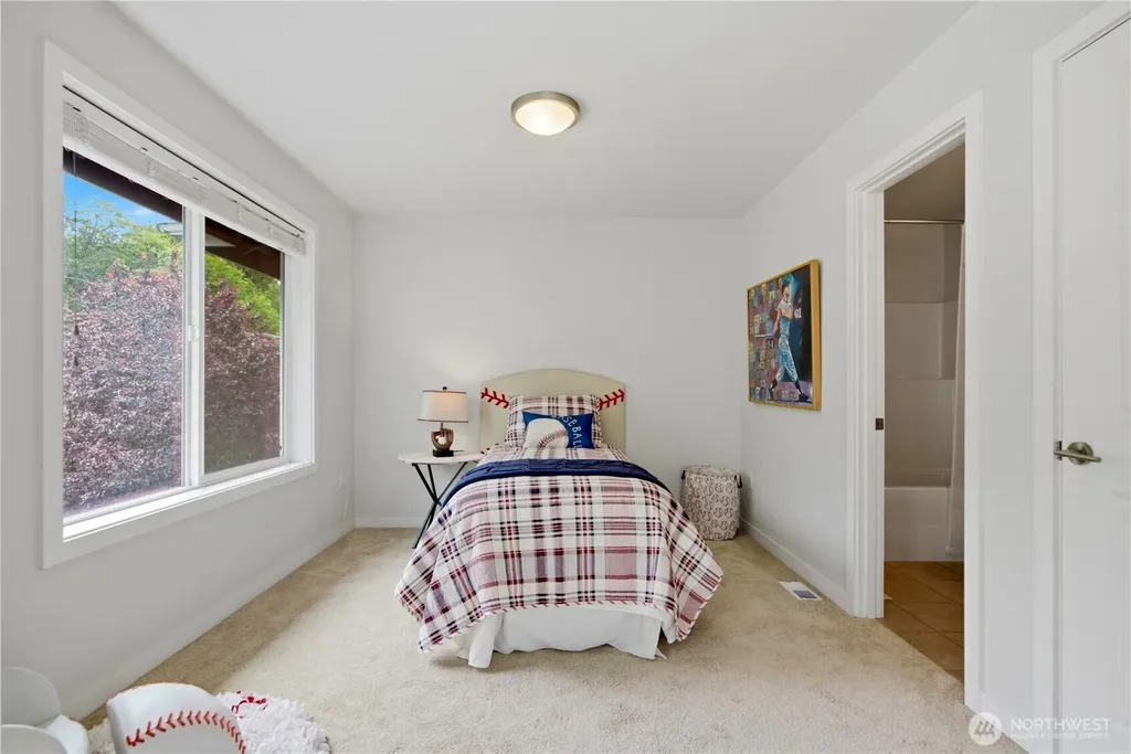4115 Delridge Way SW Seattle WA 98106