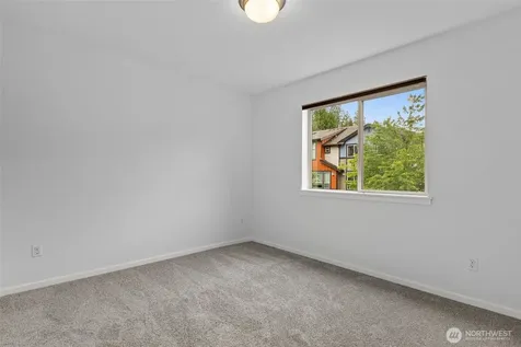 16516 2nd Park SE Bothell WA 98012