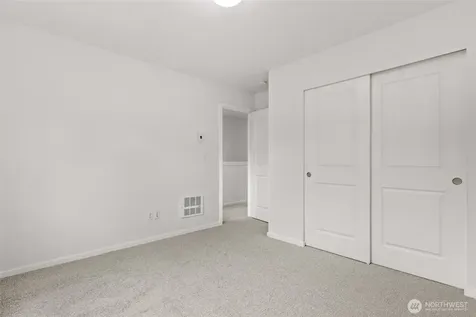 16516 2nd Park SE Bothell WA 98012