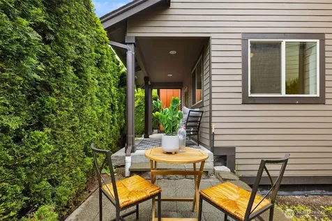 16516 2nd Park SE Bothell WA 98012
