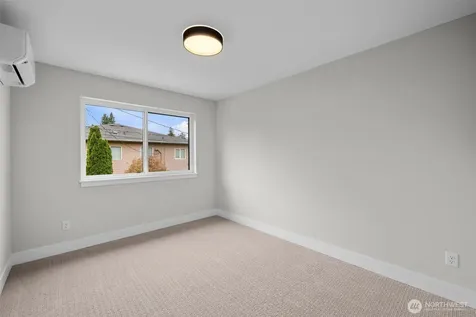 523 Bridges Avenue S Kent WA 98032
