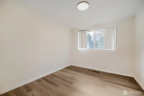 32424 10th Place S Federal Way WA 98003