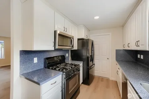 32424 10th Place S Federal Way WA 98003
