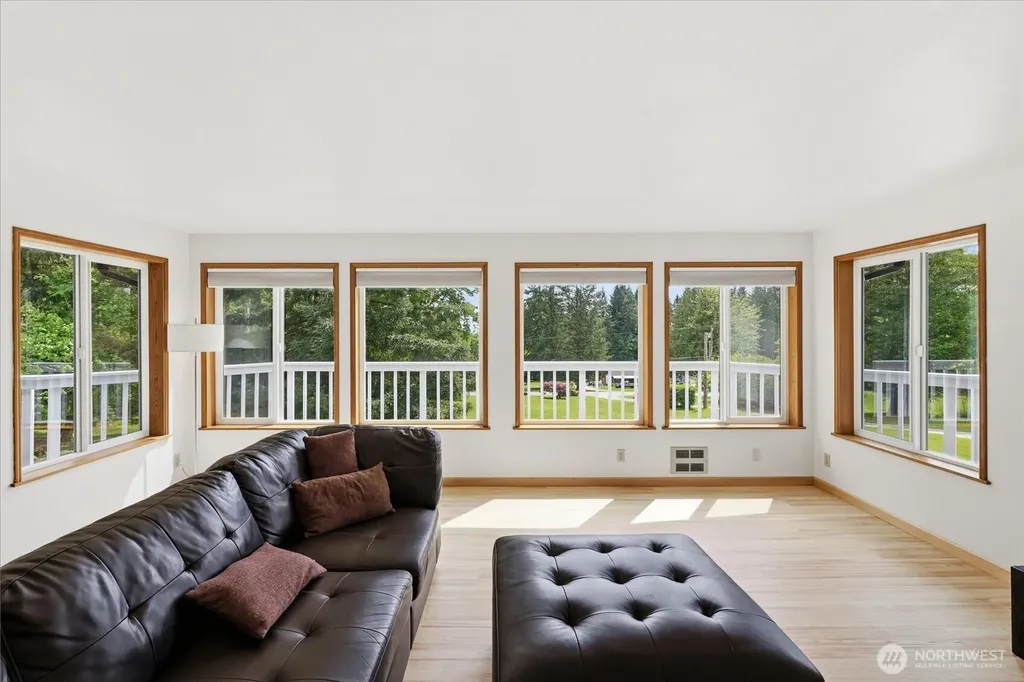 533 316 Street NE Stanwood WA 98292