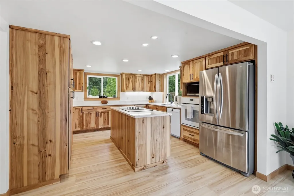 533 316 Street NE Stanwood WA 98292