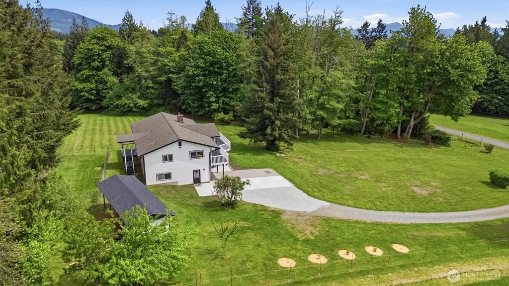 533 316 Street NE Stanwood WA 98292