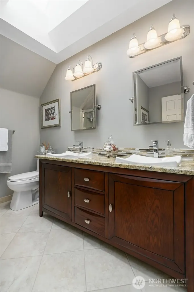 22519 SE 46th Place Sammamish WA 98075