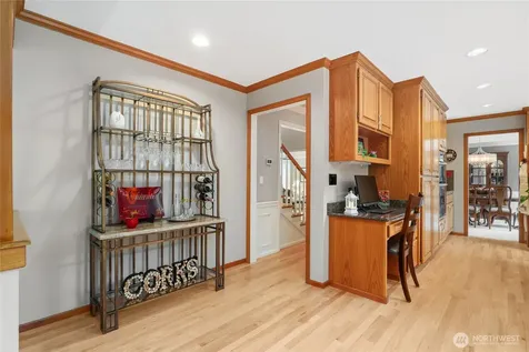 22519 SE 46th Place Sammamish WA 98075