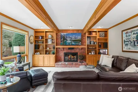22519 SE 46th Place Sammamish WA 98075