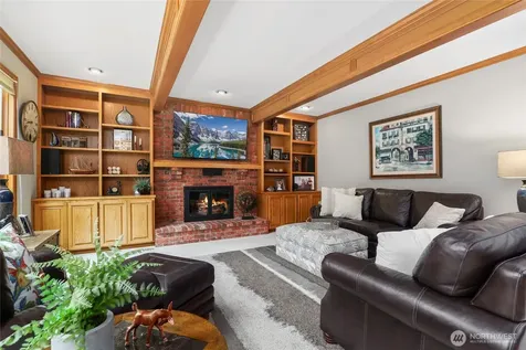 22519 SE 46th Place Sammamish WA 98075