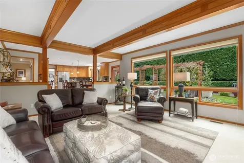 22519 SE 46th Place Sammamish WA 98075