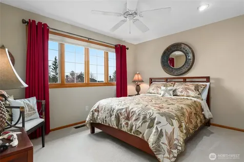 22519 SE 46th Place Sammamish WA 98075