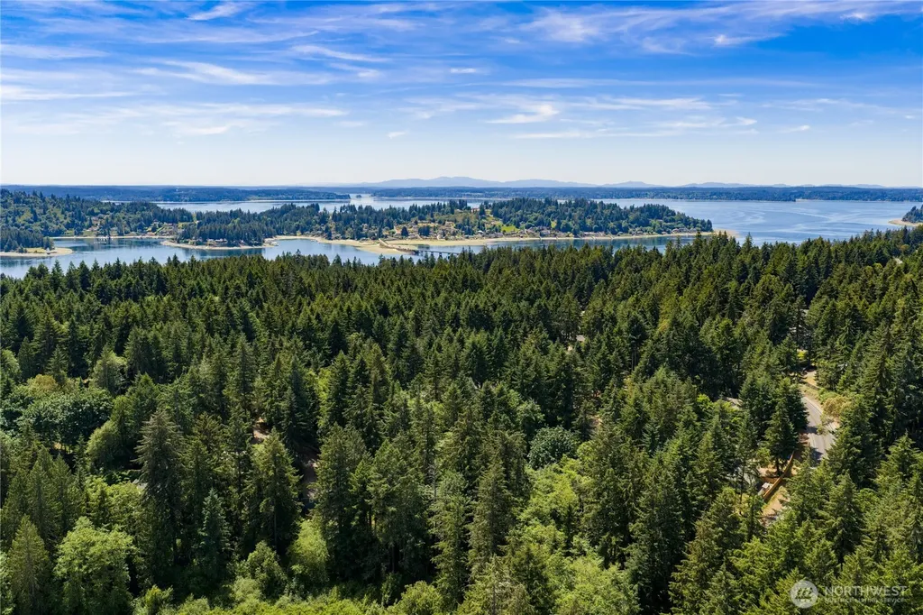 7002 32nd Street Ct NW Gig Harbor WA 98335