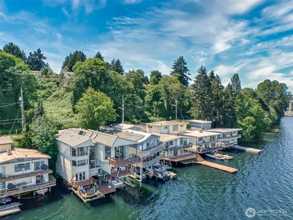 9620 Rainier Avenue S Seattle WA 98118