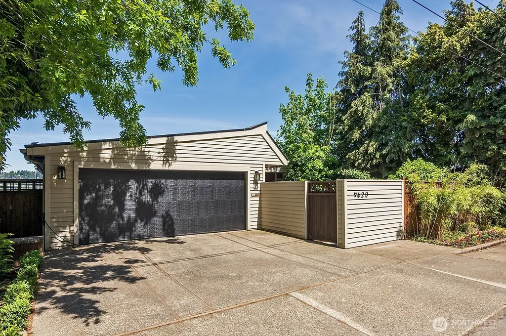 9620 Rainier Avenue S Seattle WA 98118