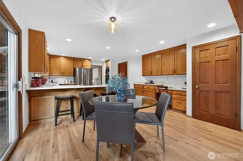 12610 NE 68th Place Kirkland WA 98033