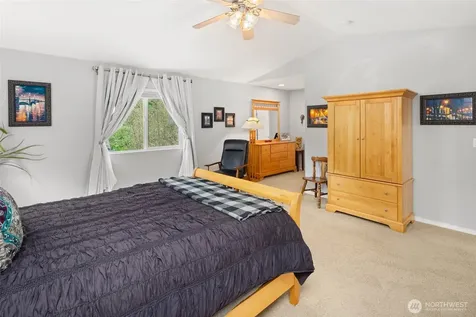 24007 42nd Avenue SE Bothell WA 98021