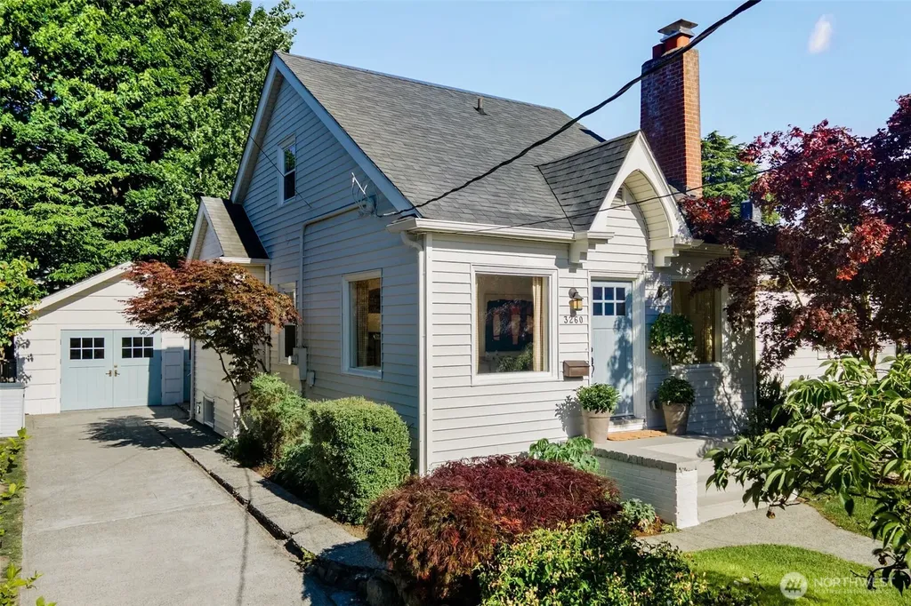 3260 42nd Avenue SW Seattle WA 98116