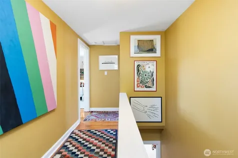 3260 42nd Avenue SW Seattle WA 98116