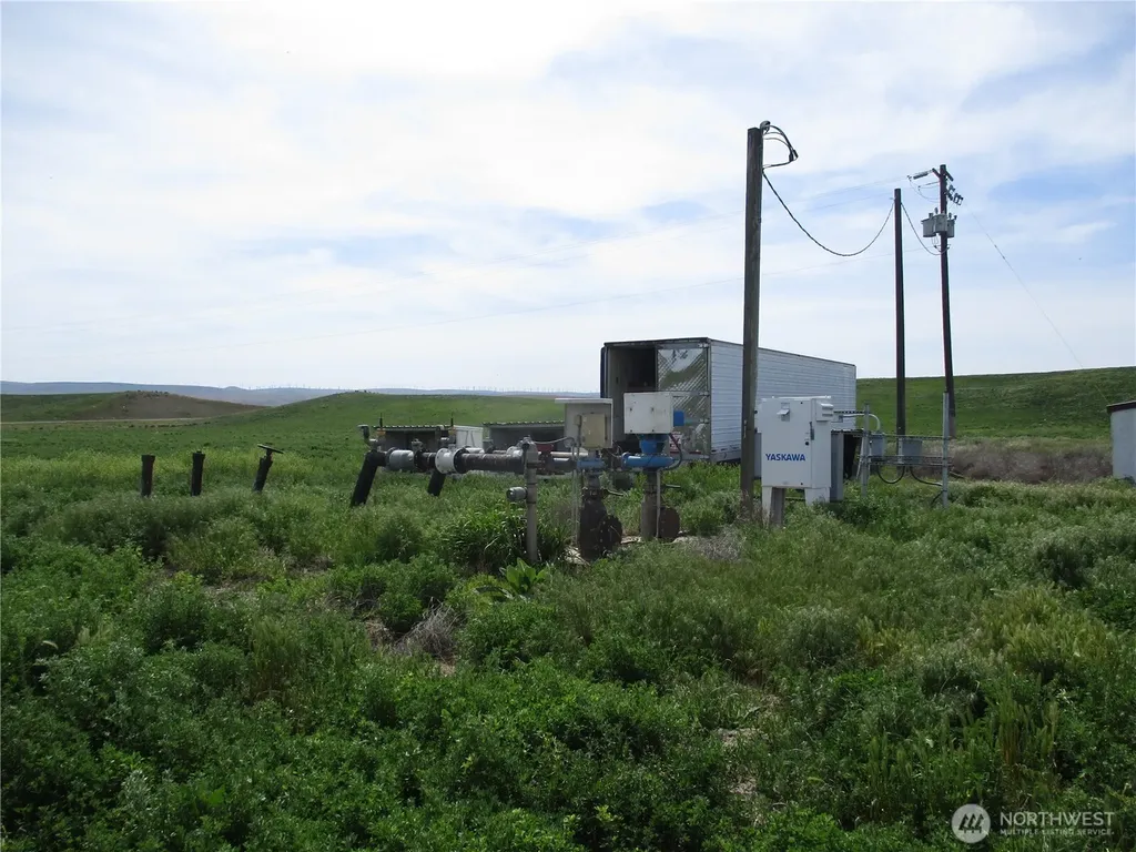 1351 Cummins Road Touchet WA 99360