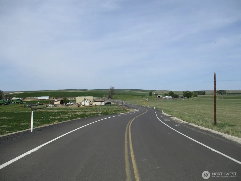 1351 Cummins Road Touchet WA 99360