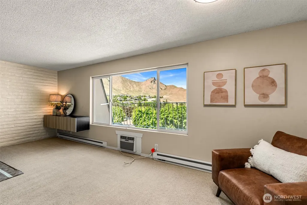 1818 Skyline Drive Wenatchee WA 98801