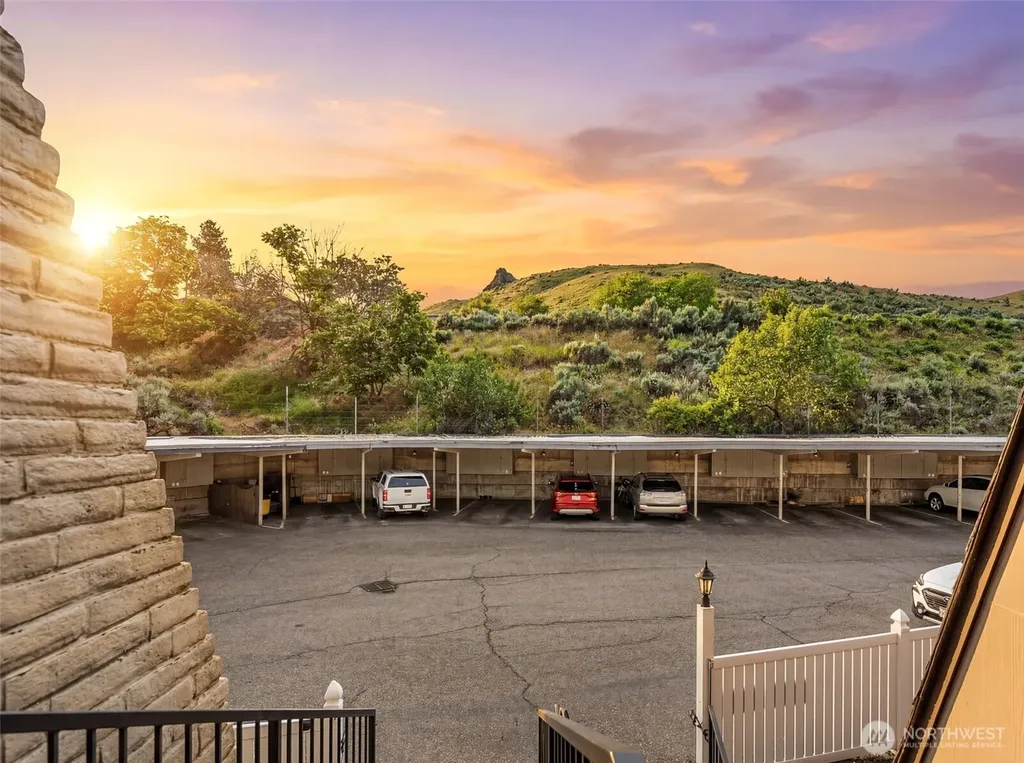 1818 Skyline Drive Wenatchee WA 98801
