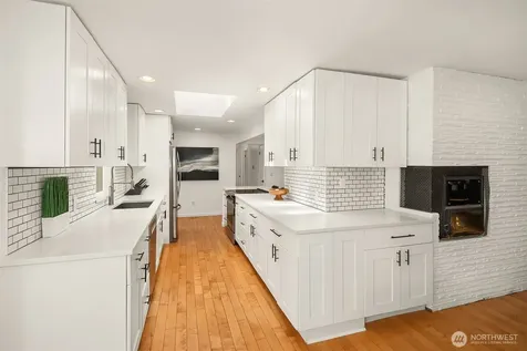 24109 107th Place W Shoreline WA 98020