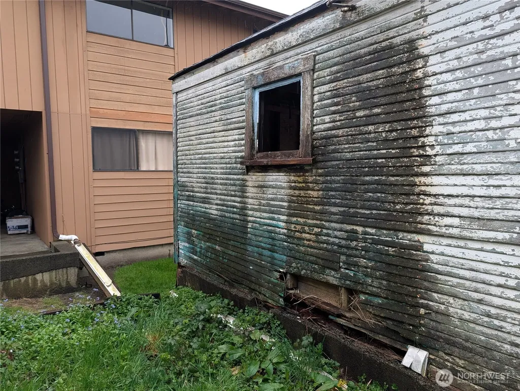 603 6th Street Hoquiam WA 98550