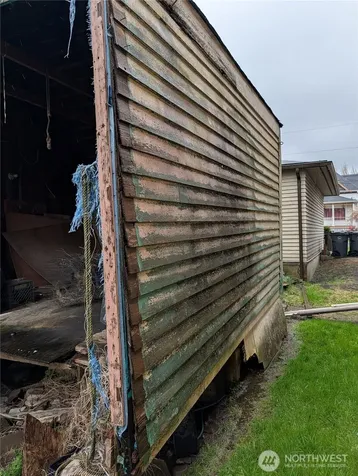 603 6th Street Hoquiam WA 98550