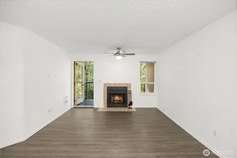 13717 Linden Avenue N Seattle WA 98133