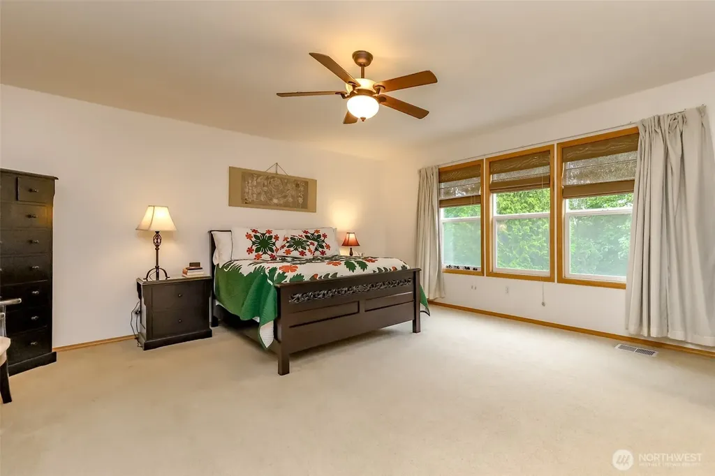 1502 Jensen Avenue Dupont WA 98327