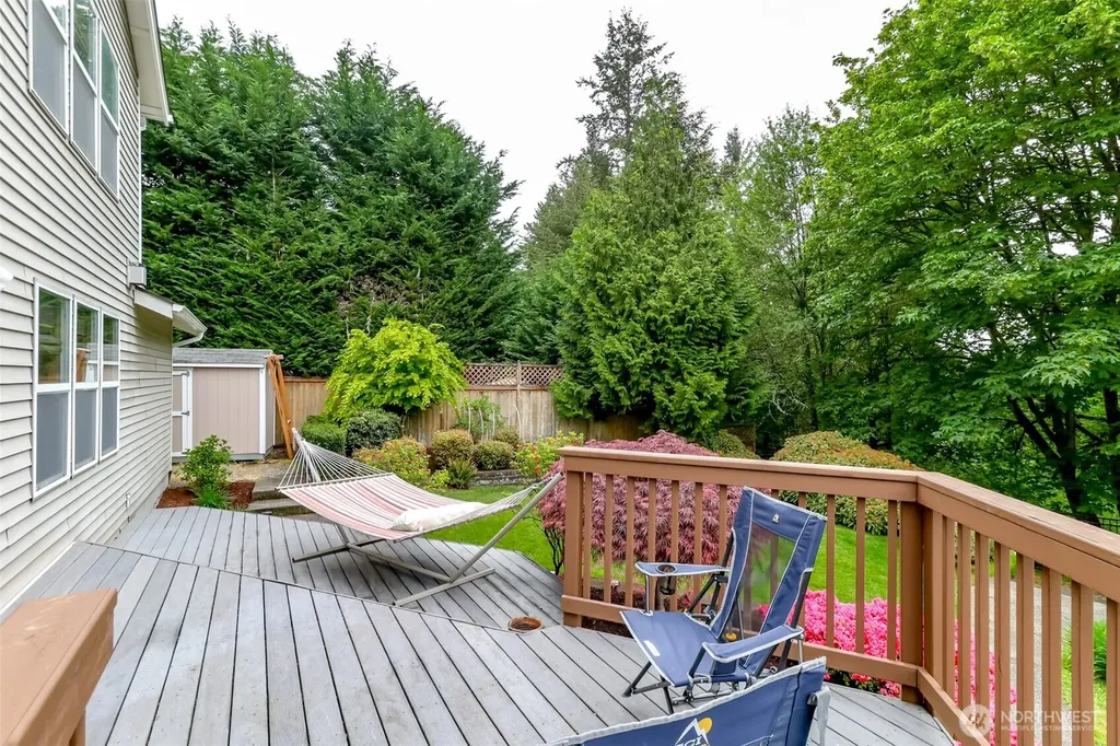 1502 Jensen Avenue Dupont WA 98327