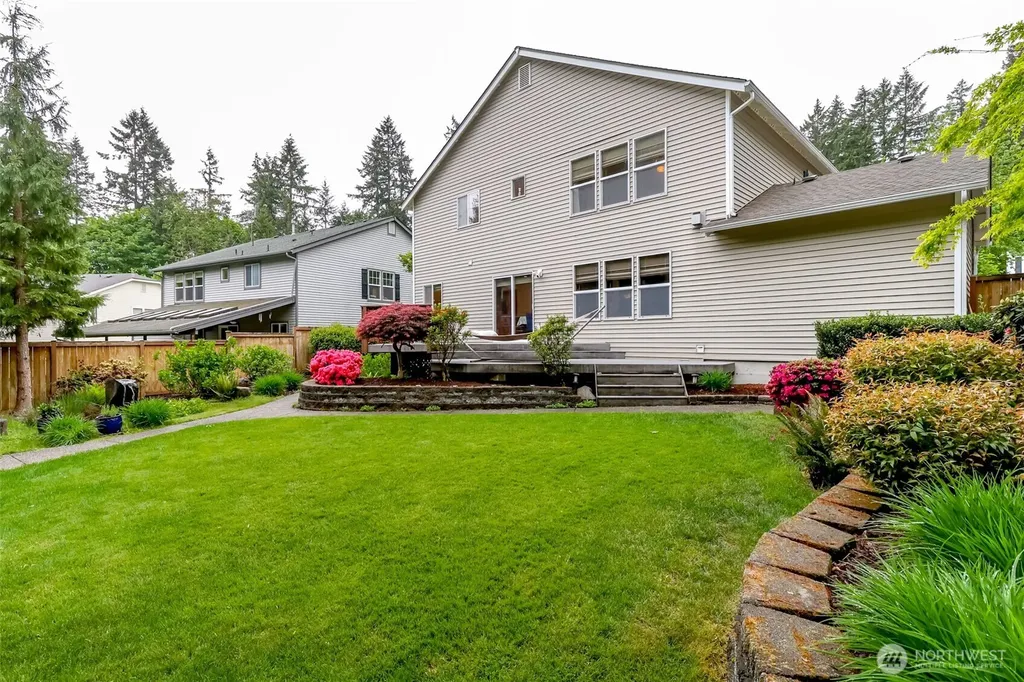 1502 Jensen Avenue Dupont WA 98327