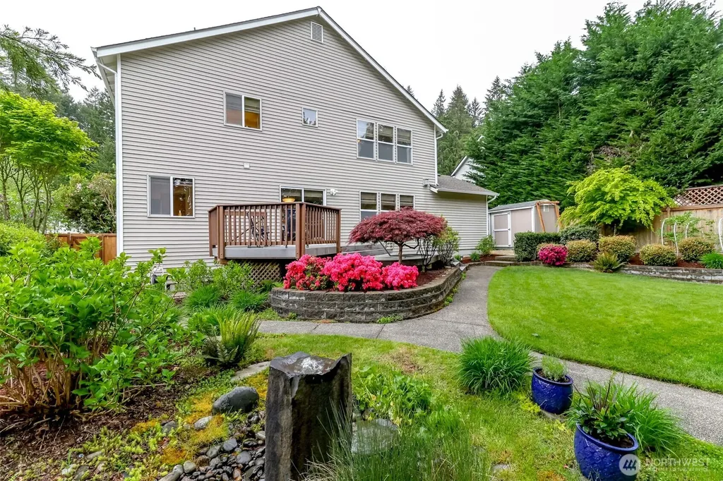 1502 Jensen Avenue Dupont WA 98327