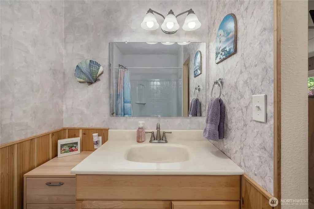 2530 State Route 109 Ocean City WA 98569