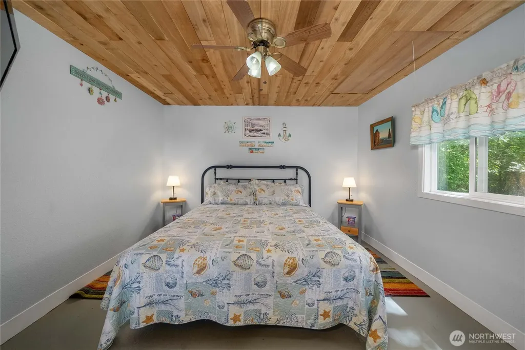 2530 State Route 109 Ocean City WA 98569