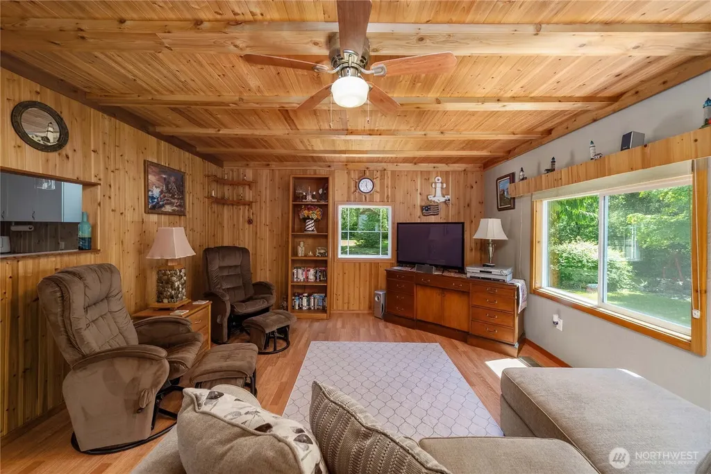 2530 State Route 109 Ocean City WA 98569